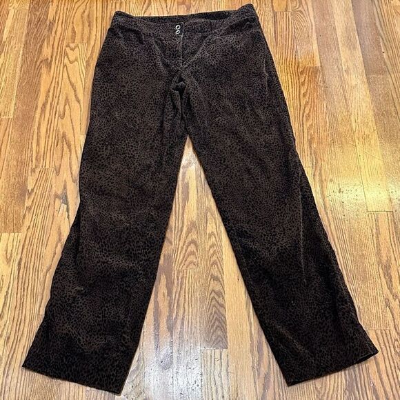 Worth   - Picture 2 of 4